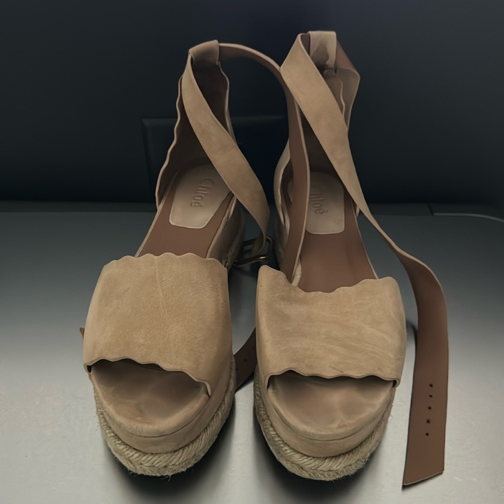 CHLOÉ Suede Scalloped Accent Espadrilles